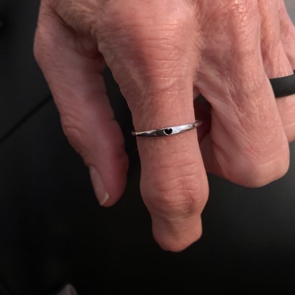 NWT Y2K 925 Silver Heart Ring - Picture 5 of 5